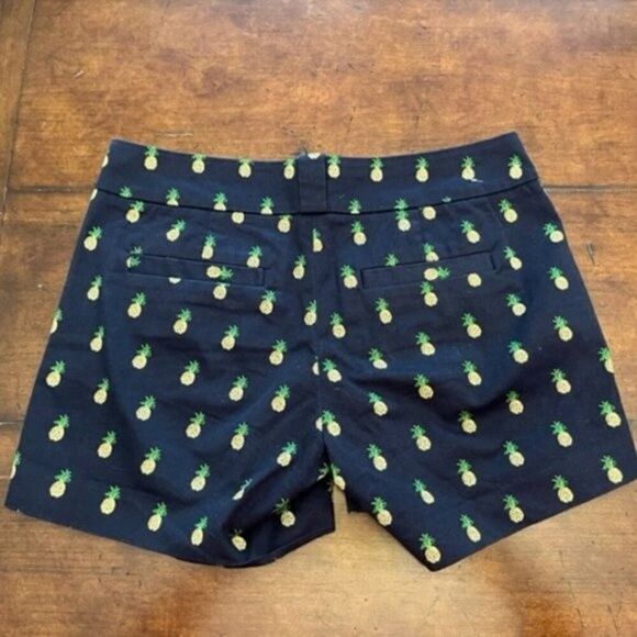 J. Crew Chino Style Side Zip Short Navy Blue with Pineapples Size 4 - Picture 2 of 6